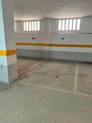 Car parking  Avenida virgen del rosario 26. Plaza de garaje céntrica en massamagrell