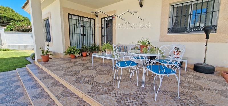 Foto 050f894b-503e-4e93-a389-088f5d2dc354. Chalet para verlo... en Pago Alhaja Puerto de Santa María (El)