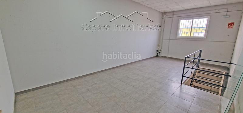 Foto 0da8ac47-a532-4552-bc35-4e2a74125155. Capannone industriale in El Juncal - Vallealto Puerto de Santa María (El)