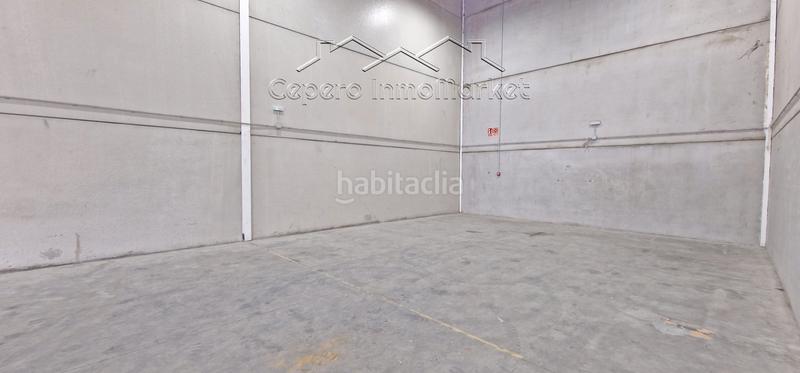 Foto 697fa52d-dc0e-4065-8536-dc5545b07f13. Capannone industriale in El Juncal - Vallealto Puerto de Santa María (El)