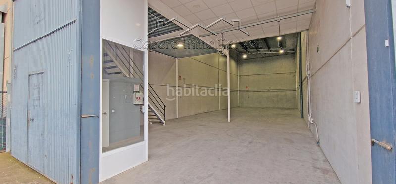 Foto 7635b3ee-daf7-40ea-bd88-e25b69c13629. Capannone industriale in El Juncal - Vallealto Puerto de Santa María (El)