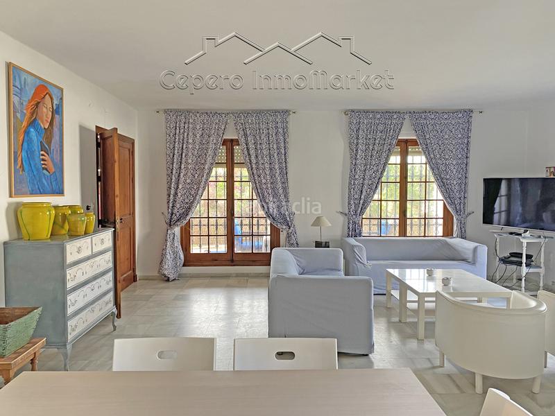 Foto 97533318-6545-4a80-94ca-69105cf46d31. Rent chalet with fireplace parking in Vistahermosa Puerto de Santa María (El)