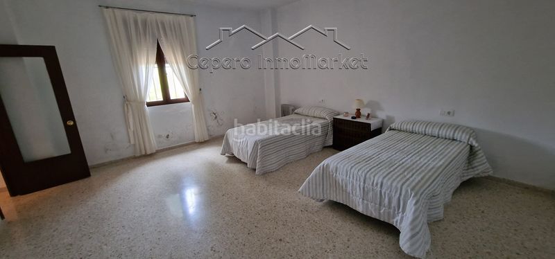Foto 4b020437-22d4-4ca0-916e-e207157154eb. Masia amb aparcament a Cuatro Pinos - El Carmen Puerto de Santa María (El)