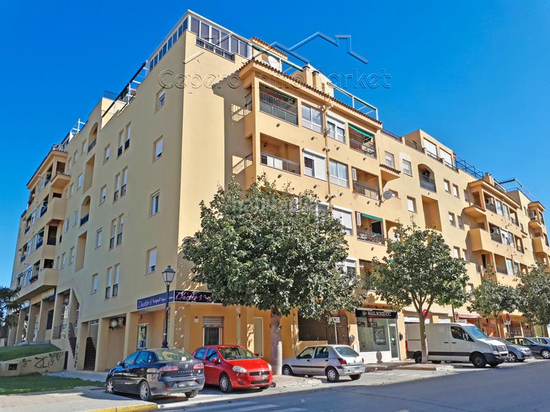 Foto ec086972-35eb-40a8-9af9-4cc9653e5b02. Parking voiture dans Pinar Alto Puerto de Santa María (El)