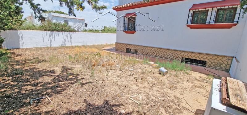 Foto 544343d8-5b48-4431-9519-3d3227087a8d. Casa bifamiliare con camino parcheggio in Cuatro Pinos - El Carmen Puerto de Santa María (El)