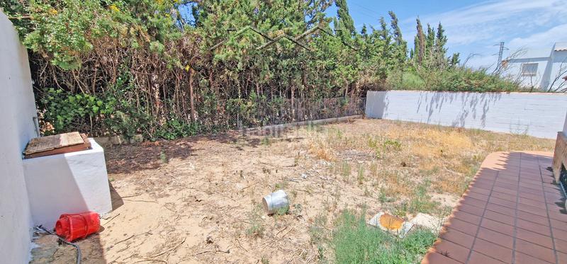 Foto bc9cadca-08bb-4c20-9303-c2e5c5b0c347. Casa bifamiliare con camino parcheggio in Cuatro Pinos - El Carmen Puerto de Santa María (El)