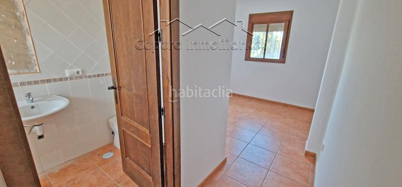 Foto c7aa193c-3374-4394-9d0c-bd42875ebf80. Casa bifamiliare con camino parcheggio in Cuatro Pinos - El Carmen Puerto de Santa María (El)