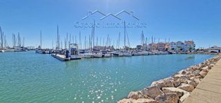 Piccolo appartamento in Puerto Sherry. Listo para entrar a vivir...