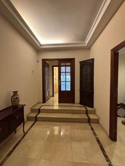 Casa en Centre. Casa en el mismo centro de hospitalet de llobregat