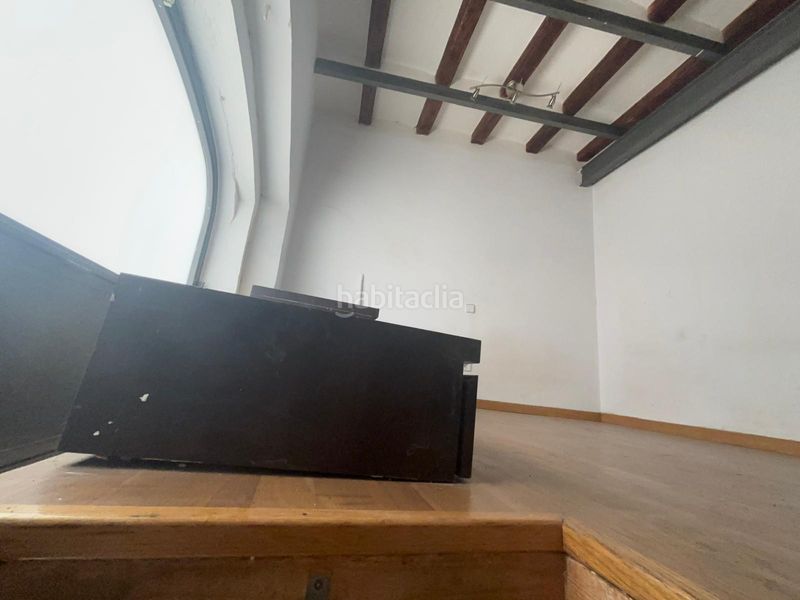 Foto 3d8946a7-16bc-442b-8108-006b40262177. Loft a Sants Barcelona
