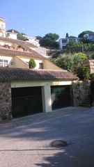 Chalet à Santa Maria de Llorell. Tossa de mar. urb. nuestra señora de llorell. dos casas, piscina