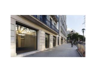 Lloguer Local Comercial  N/a. Espectacular local en els jardinets de gracia
