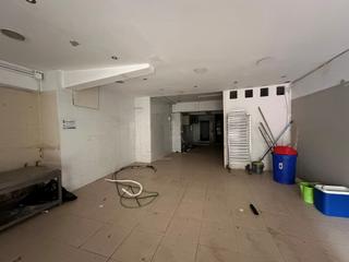 Local Comercial  N/a. Local en venta esplugues llobregat