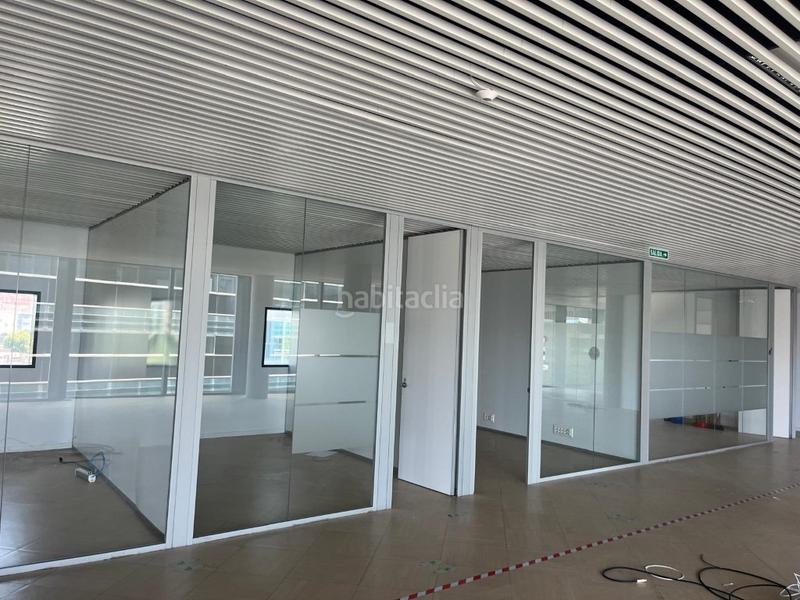 Foto 0b47738a-b4b4-46bc-b24c-fc1e3469ea5b. Location bureau dans Santa Eulàlia Hospitalet de Llobregat (L´)