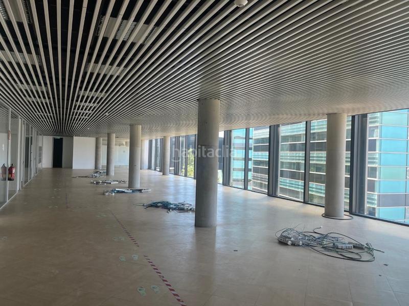 Foto f92ff3bc-d94a-454b-ab48-aa373b918a76. Location bureau dans Santa Eulàlia Hospitalet de Llobregat (L´)