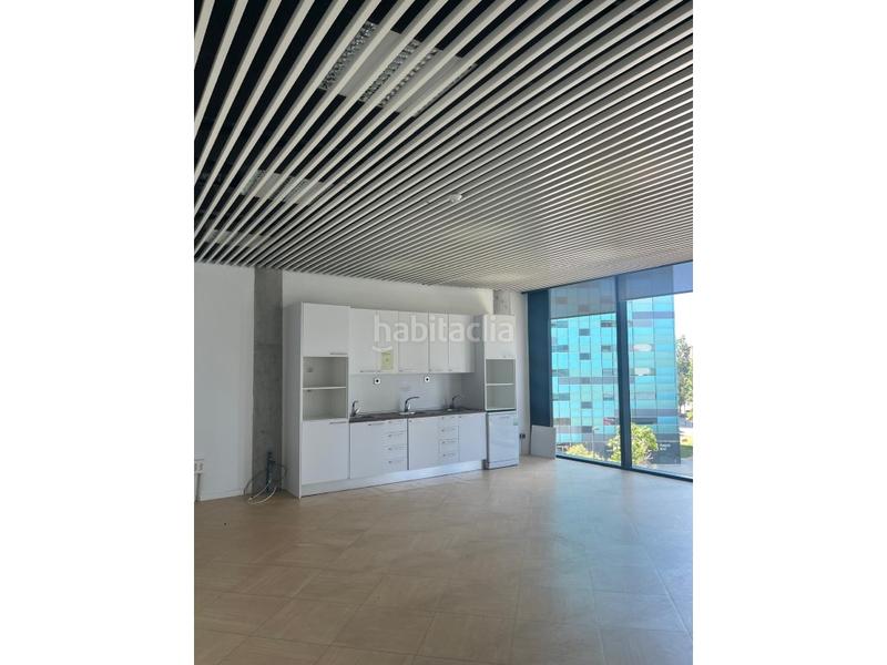 Foto 8fd89603-2b49-4a9a-885d-f25692bebf29. Miete büro in Santa Eulàlia Hospitalet de Llobregat (L´)