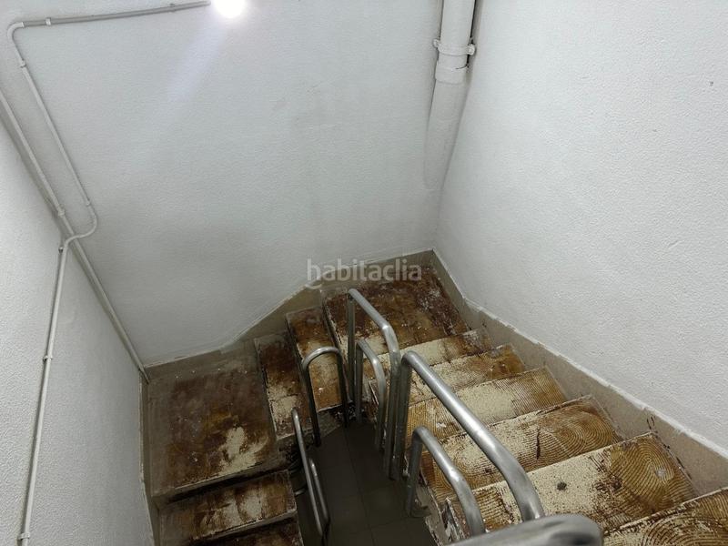 Foto 4067881c-cce1-4455-8d6d-626a7b51a2e0. Lloguer local comercial a Barri del Centre Terrassa