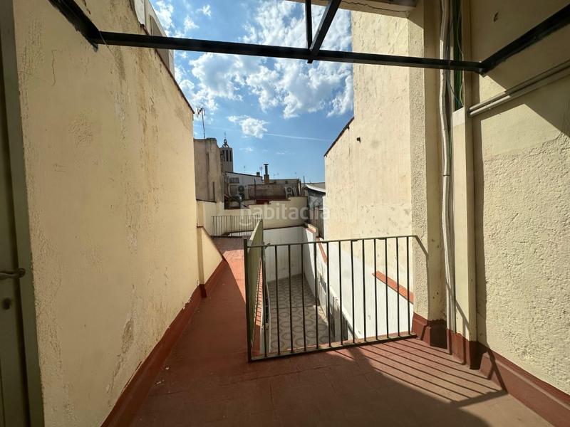 Foto 586dbe45-b7df-40d8-a481-7d0adc571d41. Location local commercial dans Barri del Centre Terrassa