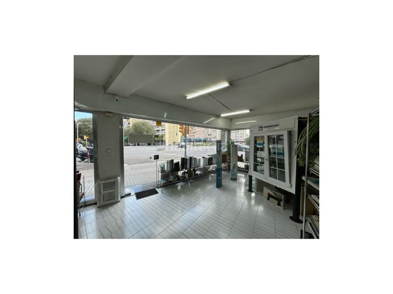 Foto df0062ac-258b-401d-aa9d-0b33aa62325b. Lloguer local comercial a La Nova Esquerra de l´Eixample Barcelona