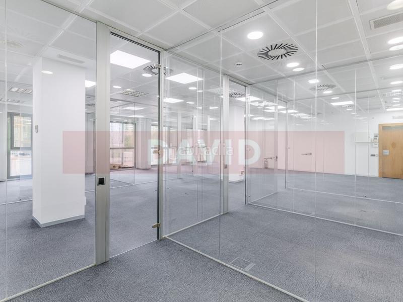 Foto b295521b-44b0-492c-baeb-e8965c767ce7. Miete büro in paseo gracia 103 in Dreta de l´Eixample Barcelona