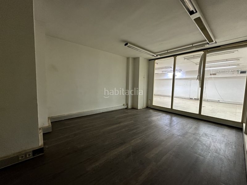 Foto a577072b-d15b-4bcc-80d3-2dfb67a95648. Local comercial a La Plana Esplugues de Llobregat