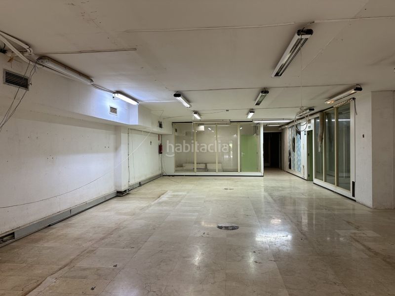 Foto e838e5d6-03d4-49cf-afee-011ab0bb23e7. Local comercial a La Plana Esplugues de Llobregat