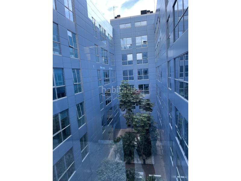 Foto af129724-d4e6-498a-bf79-d66fd6f61b35. Alquiler oficina práctica oficina en Centre Sant Just Desvern