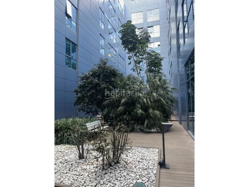 Foto 1f56c2d2-66b1-4e39-ab43-936f87200cc0. Location bureau dans Centre Sant Just Desvern