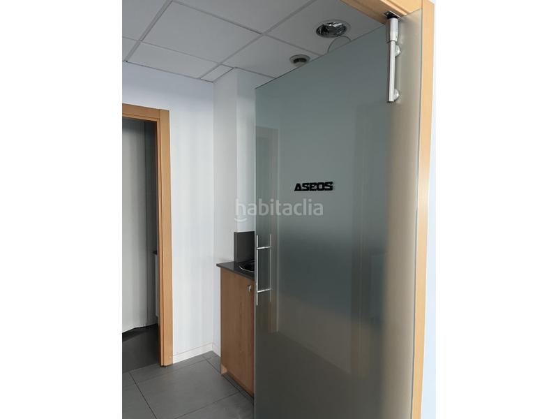 Foto 901ff960-423b-428e-b839-5a5574a8864c. Rent office space in Centre Sant Just Desvern