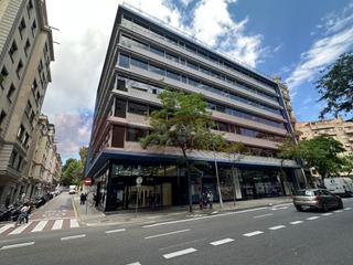Lloguer Oficina  N/a. Fantastica oficina en planta calle 25m fachada