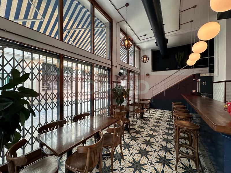 Foto a0484c8b-b727-4a2c-baff-75369b803af1. Pas-de-porte local commercial dans Sant Gervasi - Galvany Barcelona