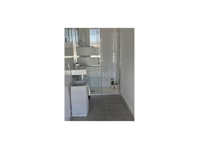 Foto 67a3c9cc-83dd-4c33-a7a0-ffa7dbd2fe40. Location bureau dans Diagonal Mar i el Front Marítim del Poblenou Barcelona