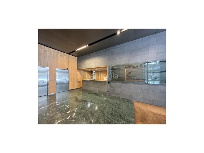 Foto b23481d8-1bec-45aa-b5bb-7d43586a578e. Location bureau dans Diagonal Mar i el Front Marítim del Poblenou Barcelona