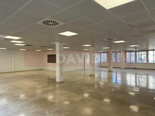 Location Bureau  N/a. Oficina en alquiler en les corts, barcelona