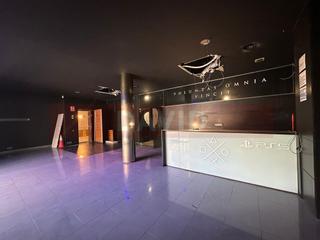 Lloguer Local Comercial  N/a. Fantástico local en calle marina