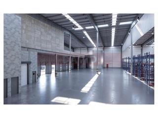 Lloguer Nau industrial  N/a. Nave industrial aislada con excelente imagen corporativa  polígo