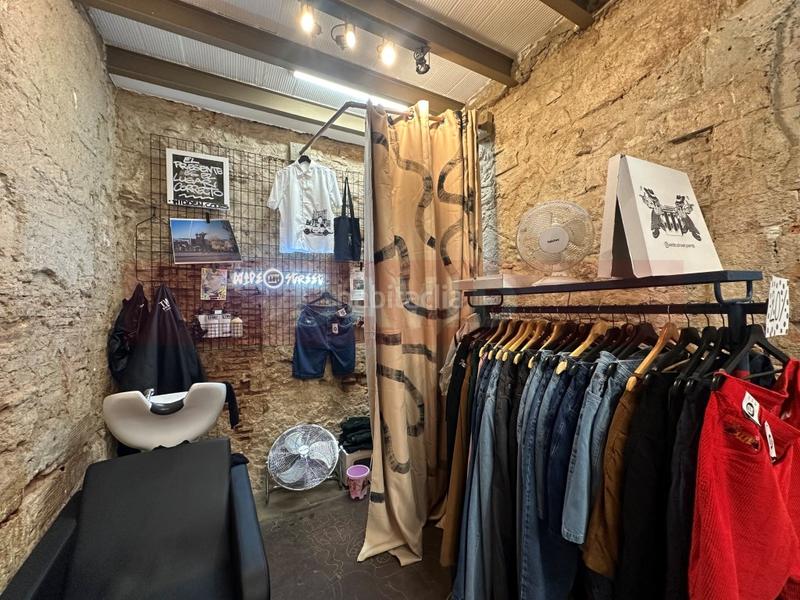 Foto b7b65c8f-90d2-4974-8b02-eaa1071a85f6. Alquiler local comercial local en alquiler en zona gotico en Barcelona