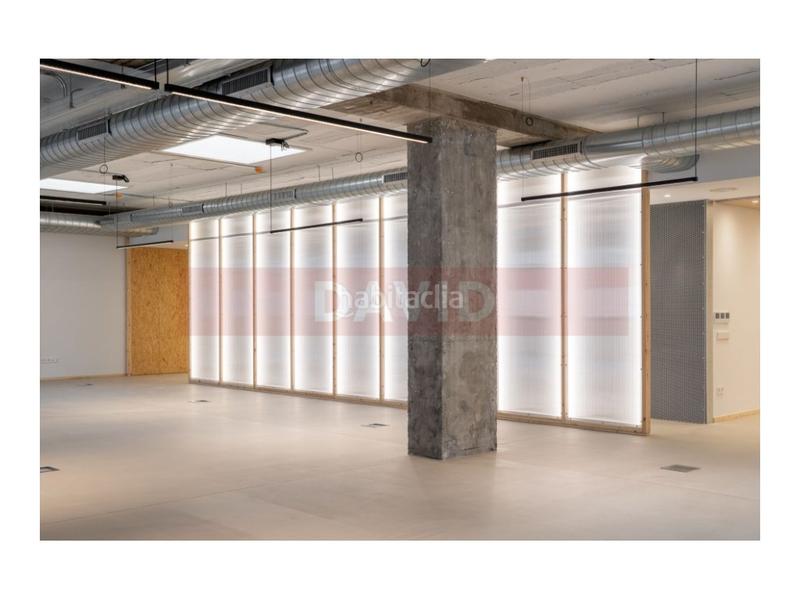 Foto 73823268-d1b1-467f-879a-c8960dbd198f. Alquiler oficina  muy luminosa a estrenar en zona franca en Barcelona