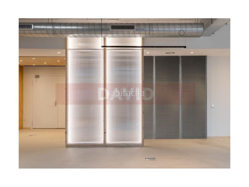 Foto 97f2ec73-b53e-40f6-aef4-cb6a9e3b9eb6. Location bureau dans La Marina del Port Barcelona