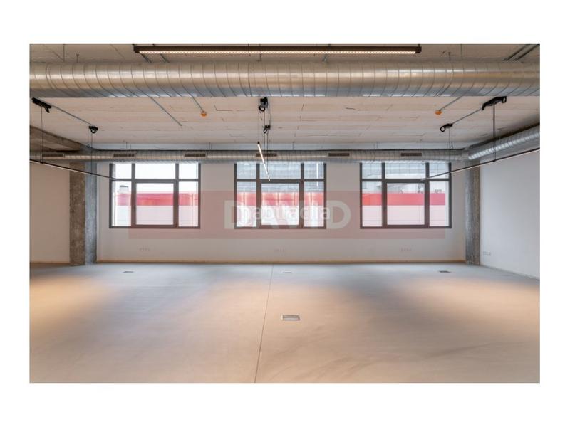 Foto 1a55e692-6679-4467-b981-d386a38d0b92. Rent office space in La Marina del Port Barcelona