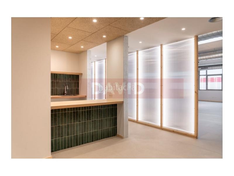 Foto 3a833cd0-1efc-4c93-a023-20464914f3f8. Rent office space in La Marina del Port Barcelona