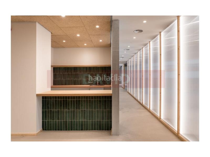 Foto 8090752e-c40c-4465-b644-c532a82b27b6. Rent office space in La Marina del Port Barcelona