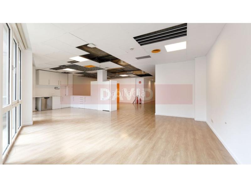 Foto a0f30ed7-227d-4f7b-9cb8-fec45fd897c3. Location bureau dans Dreta de l´Eixample Barcelona