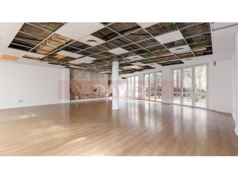 Foto 41fe5e5f-7e3d-445a-93f4-10aefd9c70d2. Rent office space in Dreta de l´Eixample Barcelona