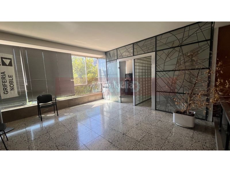 Foto 5bd4b021-58e5-4079-af84-2373139f8d98. Nau industrial a Cervelló