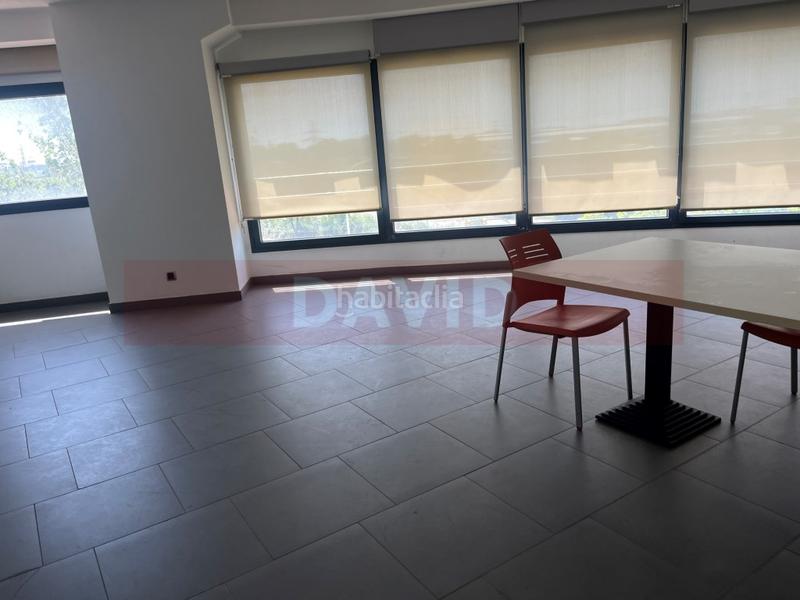 Foto 44116e68-85a6-4db8-8846-811866bf1db8. Capannone industriale in Zona Franca - Port Barcelona