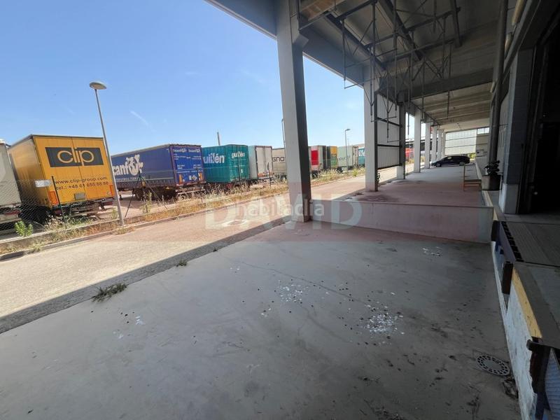 Foto 7f022bab-47c1-4c8c-aa3c-571e0af81f82. Capannone industriale in Zona Franca - Port Barcelona