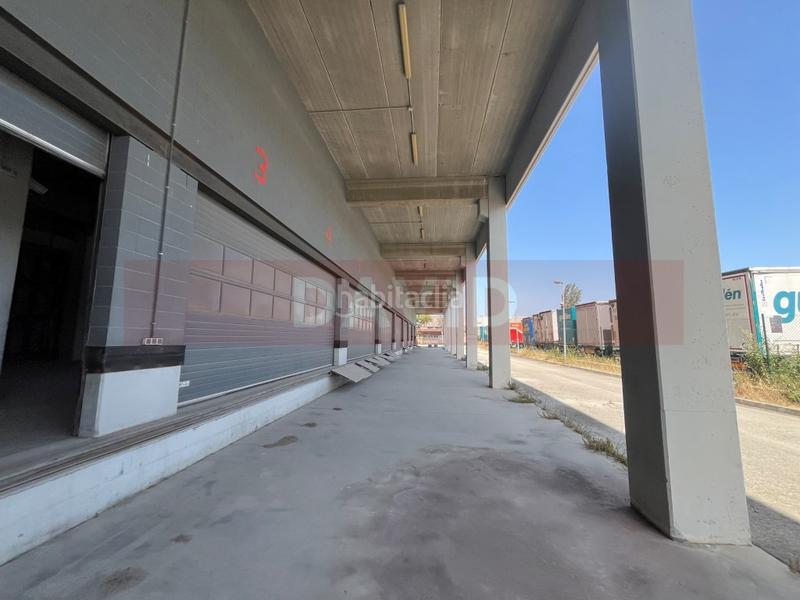 Foto af1bb227-9763-4703-b3ec-549cbd52df19. Capannone industriale in Zona Franca - Port Barcelona