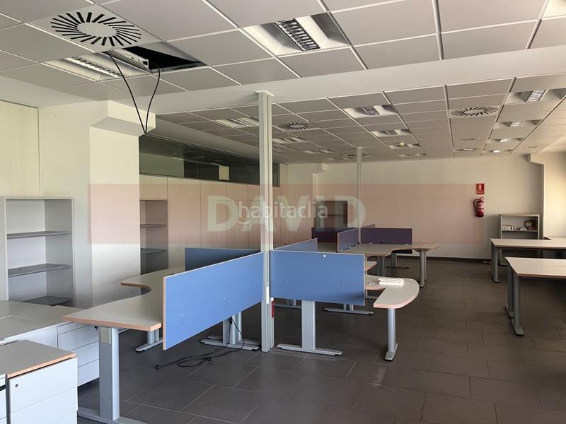 Foto f87856f5-de77-4b73-88dd-f2138954cabb. Capannone industriale in Zona Franca - Port Barcelona