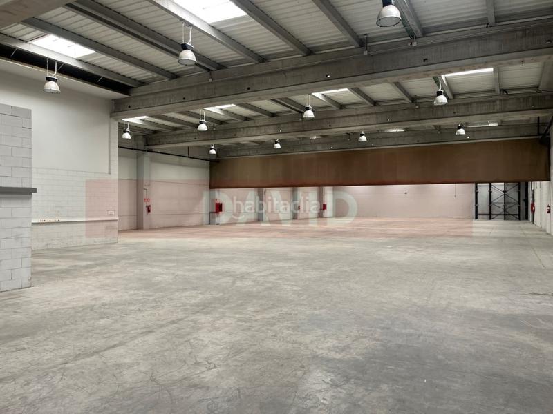 Foto f90d204f-8115-42b9-b109-476421b41423. Capannone industriale in Zona Franca - Port Barcelona